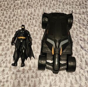 DC Comics Spin Master 16” Batman Batmobile W/ 12” Batman Figure